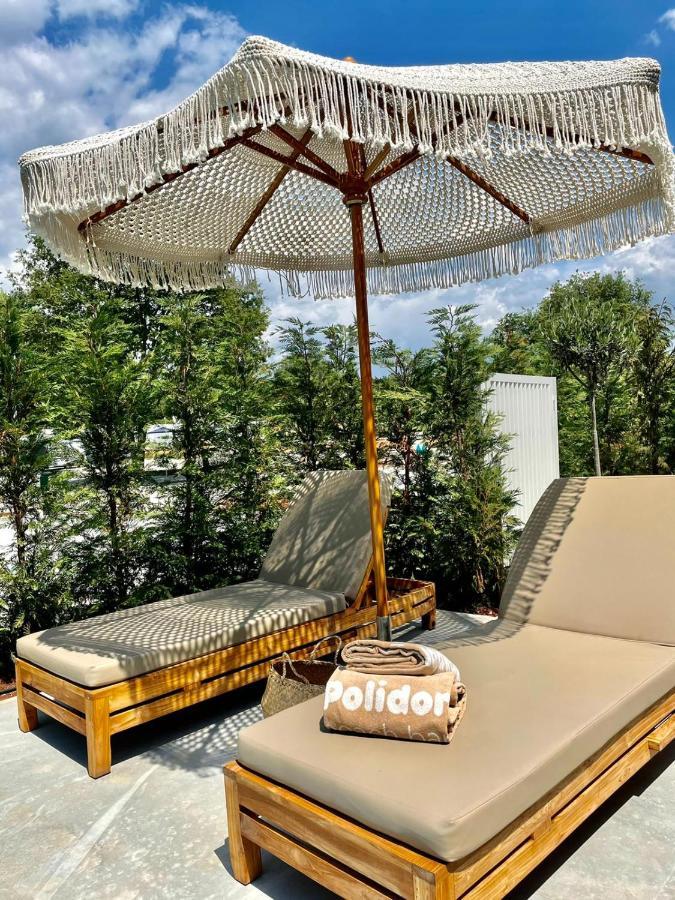 Luxusvilla mit eigenem Pool