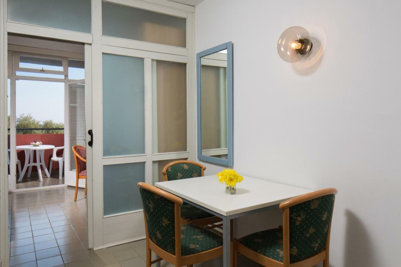 Apartment 21 Seaside,1594669614:JPEG
