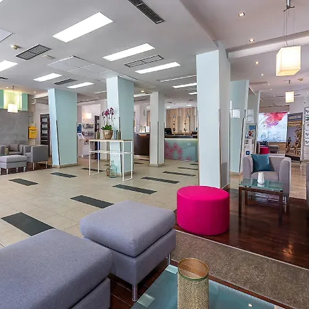 Valamar Pinia Hotel-2