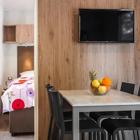 Premium Camping Homes Santa Marina, Lanterna-2